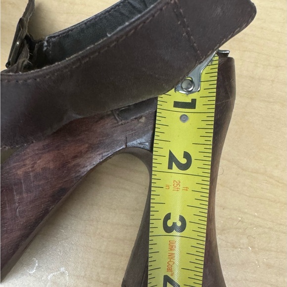 Vintage size 9 Wild Pair Heels - Picture 2 of 6